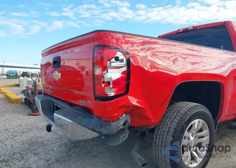 2018 Chevrolet Silverado 1500 1Lt z USA, uszkodzony, nr VIN 1GCRCREC6JZ326551